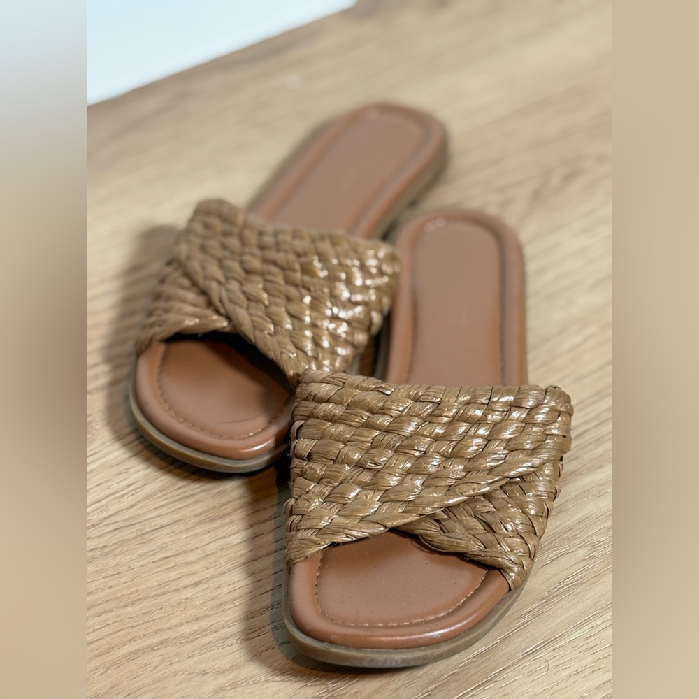 Nine West Tan Woven Sandals